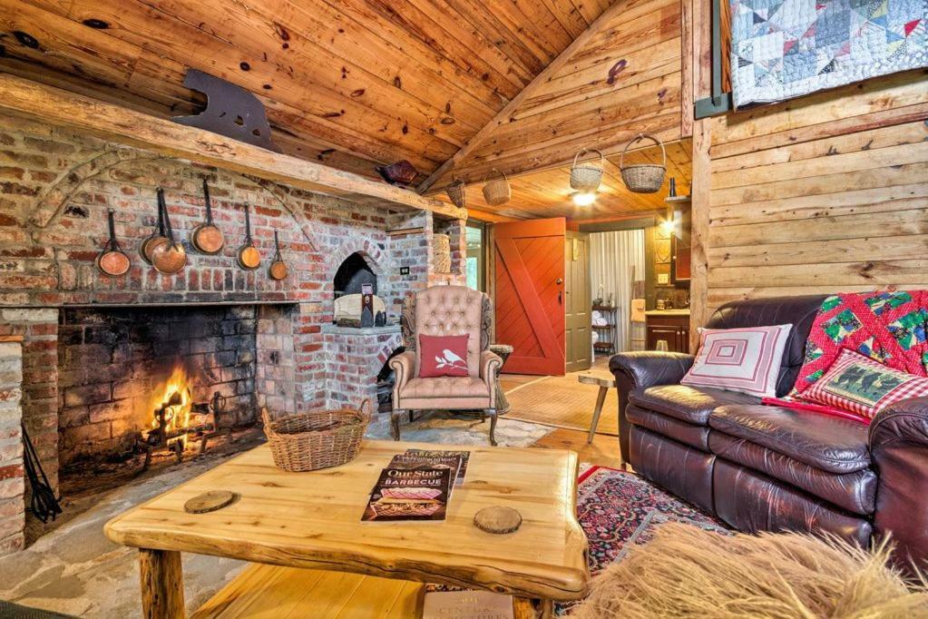 Ginny'S Cabin Spruce Pine 外观 照片